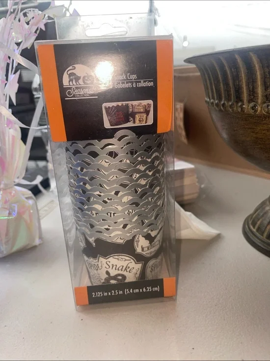 Seasonal Collection Halloween Snack Cups - Black & Silver