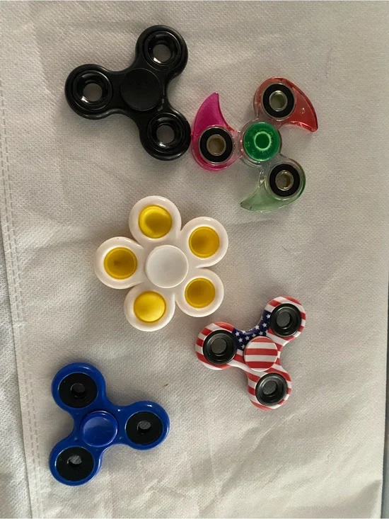 Fidget Spinner Lot 5 Toys Metal Plastic Spinning USA Flag Flower Etc