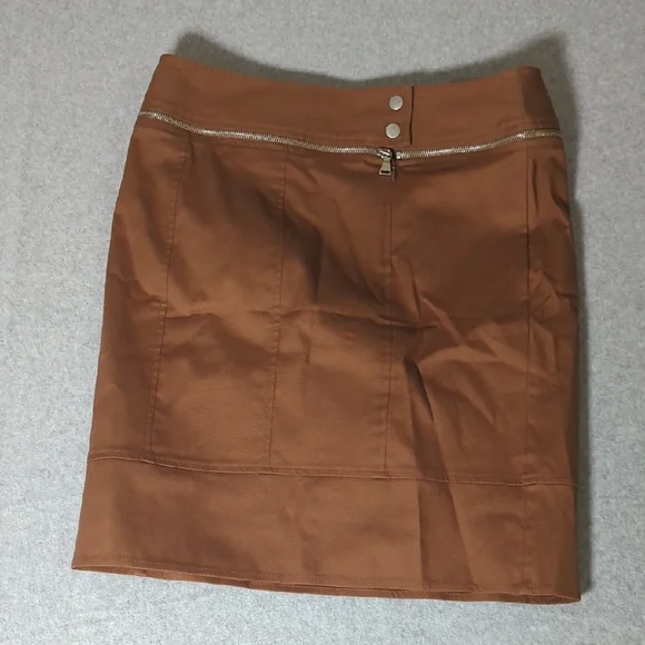 Laundry By Shelli Segal Chestnut Brown Pencil Skirt with Front Zip