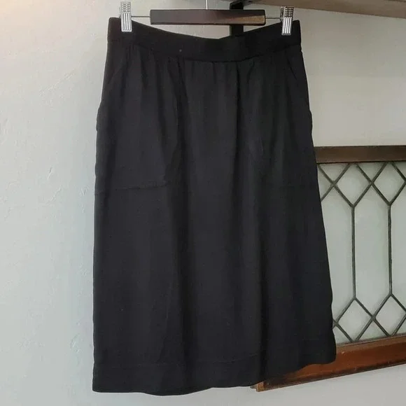 Black ||MICHAEL STARS|| skirt, size small, black, pockets, knee length