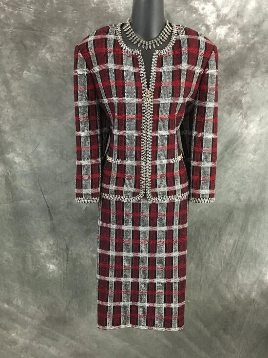 BEAUTIFUL St John collection knit red black white multi jacket skirt suit 10 12