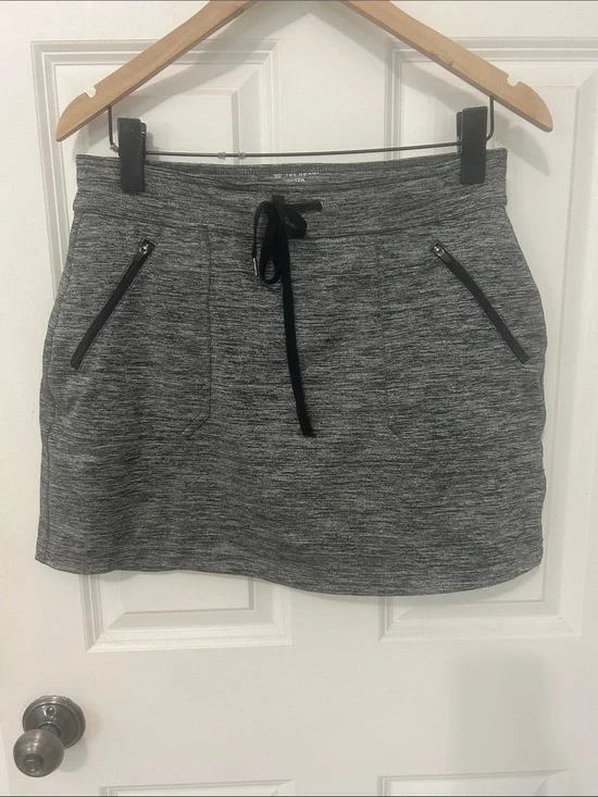 tek gear Drawstring Athletic Mini Skirt size medium black white