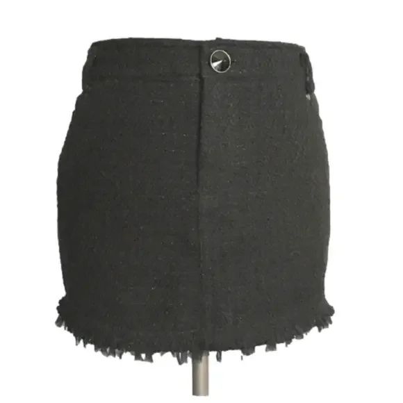 𝅺forever 21 💕Black Nubby Mini Skirt💕