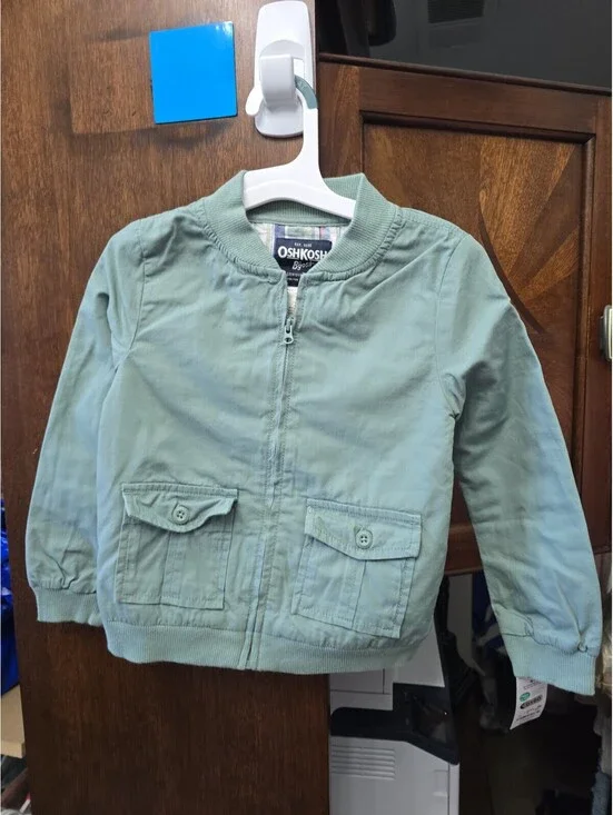 4t brand new jacket from oshkosh, item 160G1