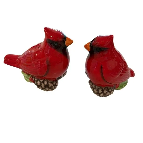 Vintage Red Cardinal‎ Bird on Pinecone Ceramic Salt and Pepper Shakers Set