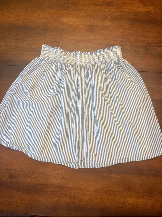 Old Navy Blue and White Striped Smocked Waist Skirt