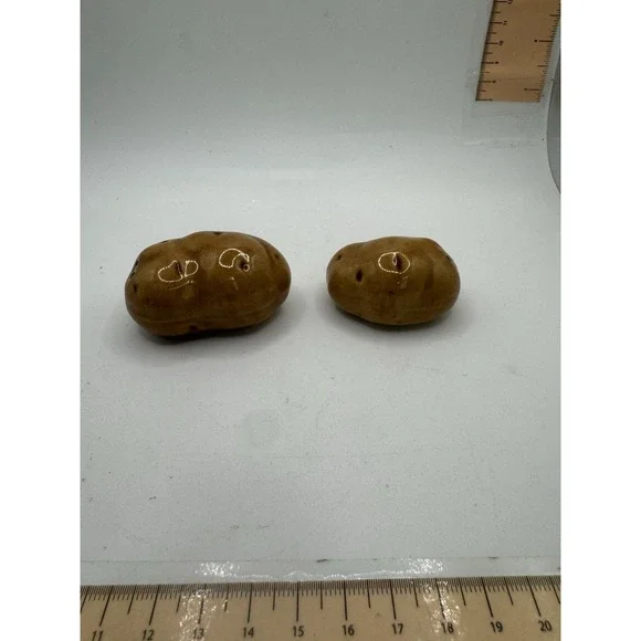 Vintage‎ Potato Salt and Pepper Shakers