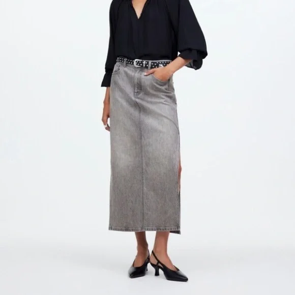 Madewell Denim Side-Slit Midi Skirt in Hallandale Wash Size 32
