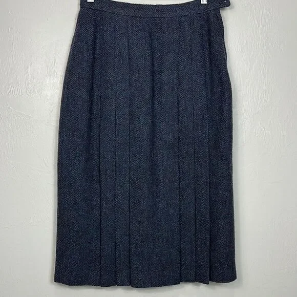 Brian Tucker Vintage Pure New Wool Midi Length Pleated Skirt Size 10