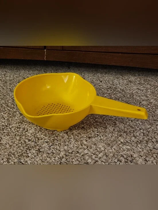 Tupperware Yellow Strainer 1200-7
