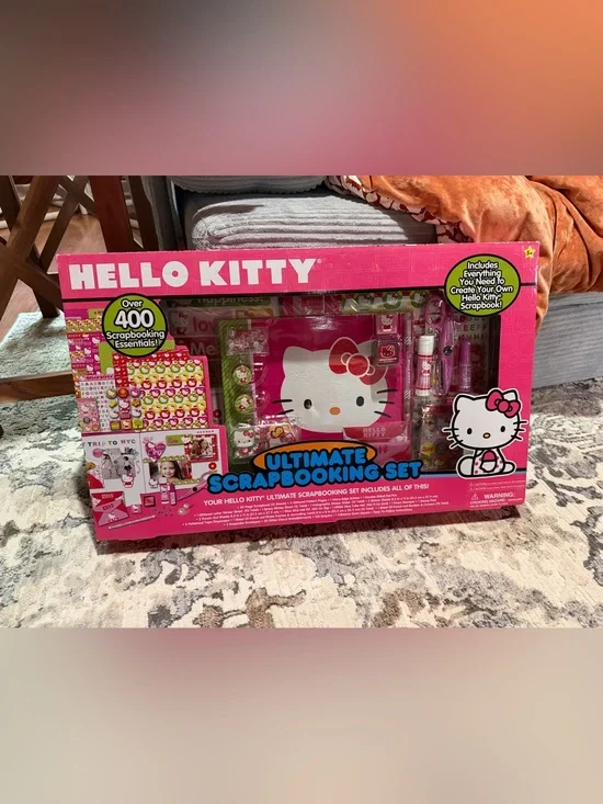 Hello Kitty Ultimate Scrapbooking Set - Pink, White, Red