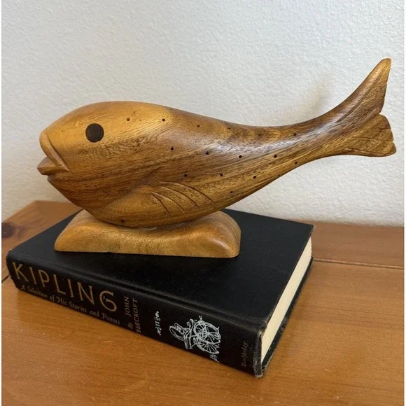 Vintage McM Hand Carved Hard Wood Fish Sculpture Appetizer Toothpick Holder‎