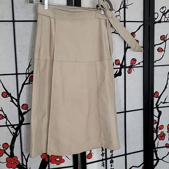 Frame 100% Butter Soft Suede Leather Wrap Skirt In Light Tan