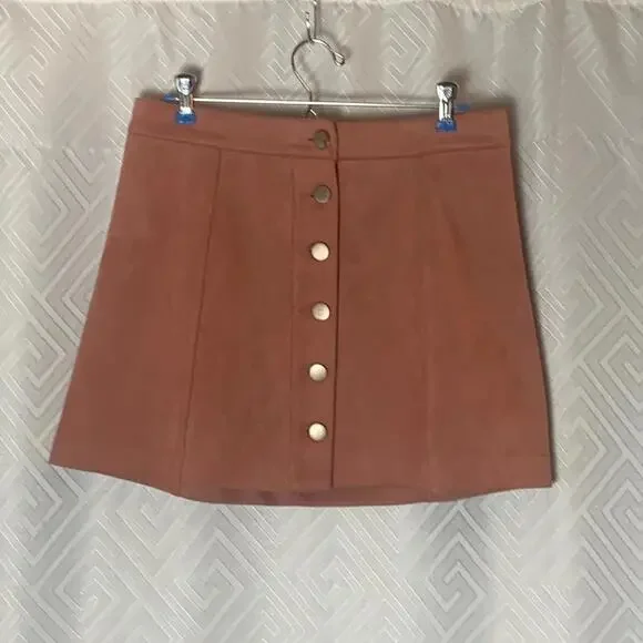 Forever 21 Faux Suede Skirt Women’s Size 6