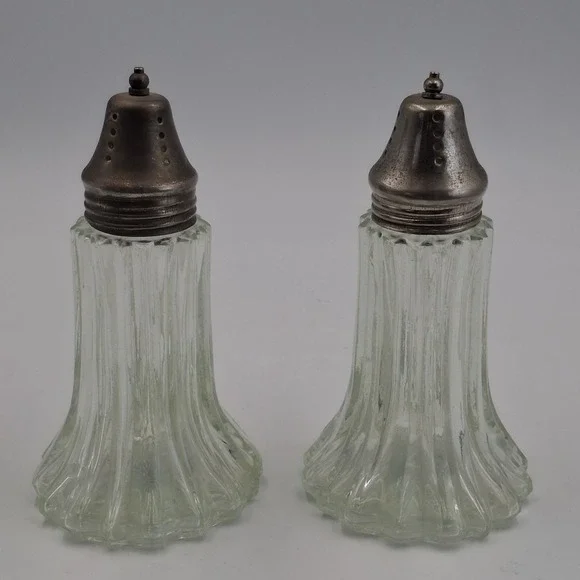 Vintage Fluted Glass Salt & Pepper Shakers Pair Scalloped Base Silver Tops 5.5
