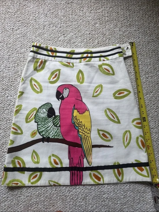 Edme & Esyllte Anthropologie White Skirt with Pink & Green Parrot Motif 0P