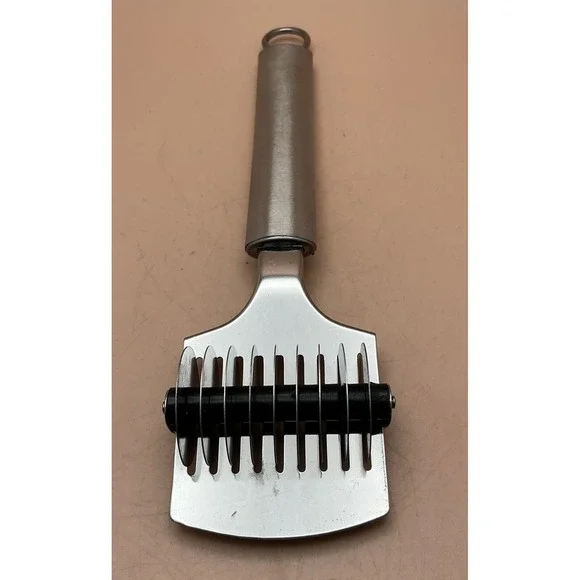Herb‎ Cutter/Roller, Innovative Kitchen Tool - Brand New