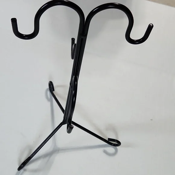 Black Coffee Mug Holder - 4 Mugs