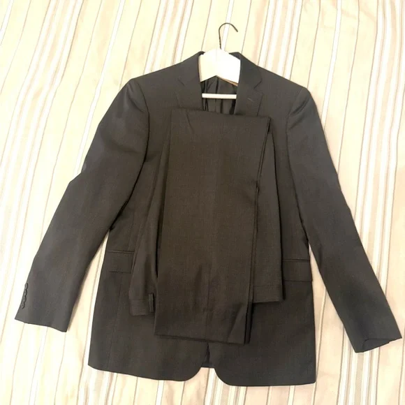 Calvin Klein Charcoal Gray Two-Piece Suit Jacket & Pants
