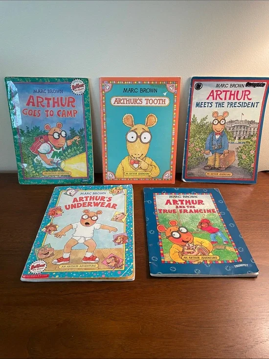 Arthur Books by Marc Brown Lot of 5 Classic Children’s Books