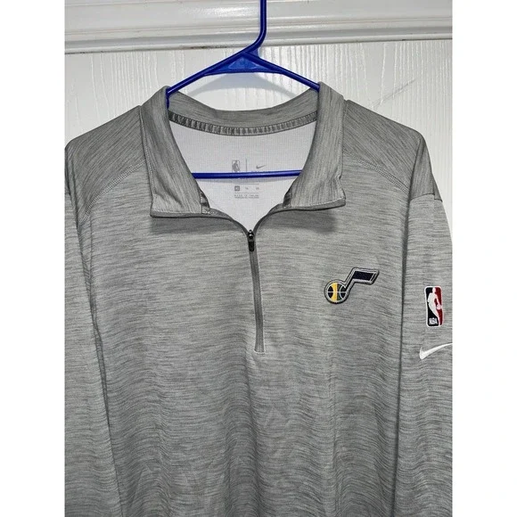 Utah Jazz Sweater Mens XL Nike Dri-Fit Heather‎ Gray Quick Dry Basketball