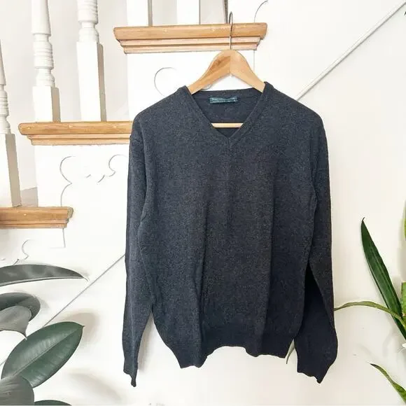 Mixed Cashmere and Silk V-Neck Sweater Soft Lightweight Gray Long Sleeve Size S