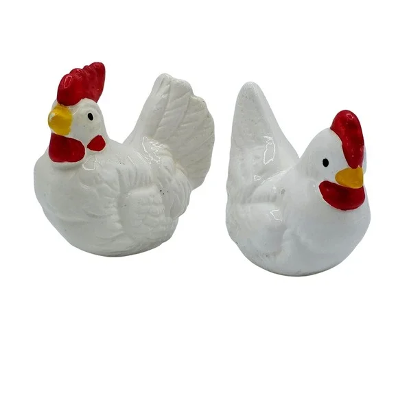 Vtg Chicken Hen Rooster Salt & Pepper Shakers Set‎ Ceramic White Farmhouse Decor