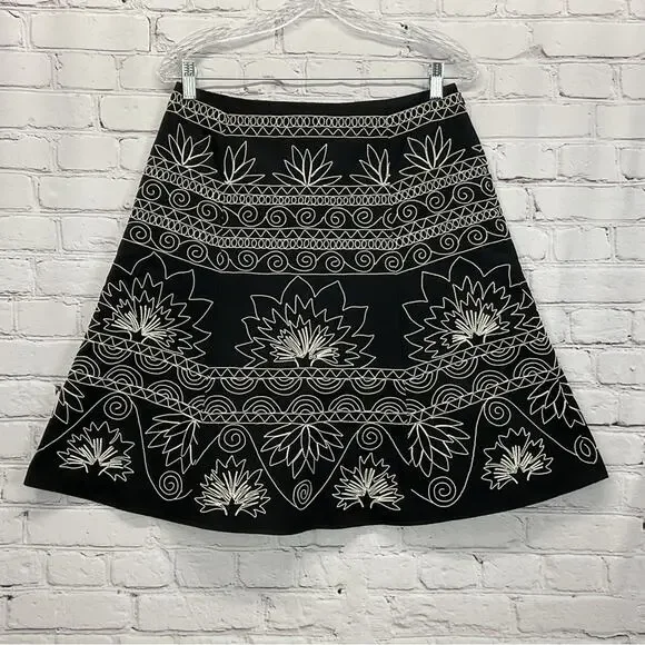 Talbots A-Line Skirt Women's Sz 8 Black/White Embroidered Lined Academia Casual