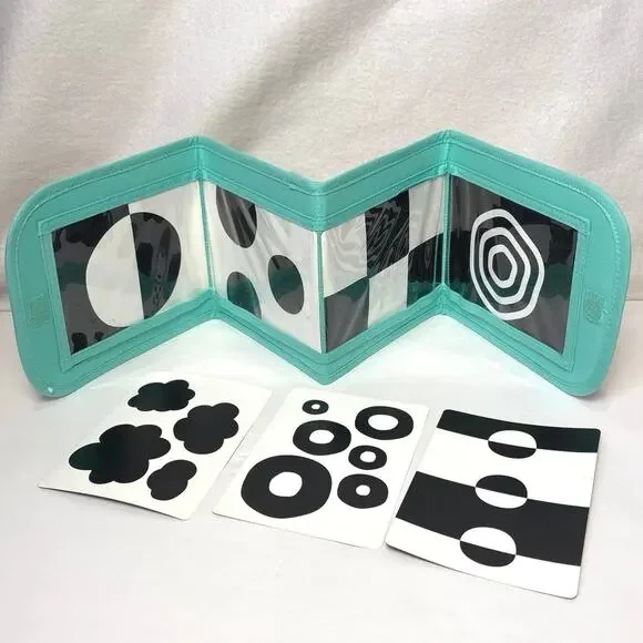 Lovevery High Contrast Card Holder With Cards