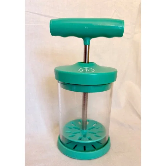 Pampered Chef Whipped Cream Maker Teal Green Manual Pump Frother 1460