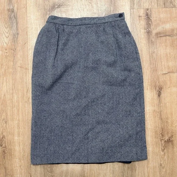 PENDLETON | Women's Vintage Wool‎ Blend Gray Herringbone Tweed Skirt, Size 6