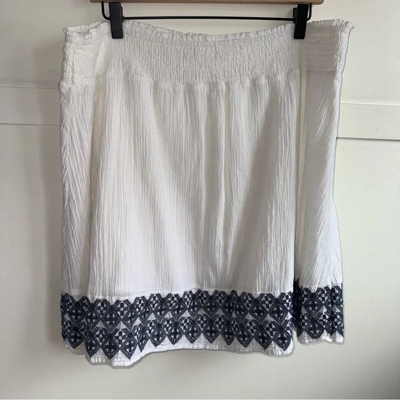 Old Navy White Linen‎ Blend Skirt Size XL Embroidered Boho Coastal Beachy