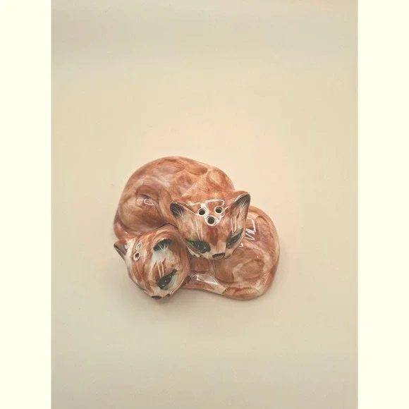 Vintage Ginger Tabby Cat Salt and Pepper Shakers Ceramic Nesting Kittens Set