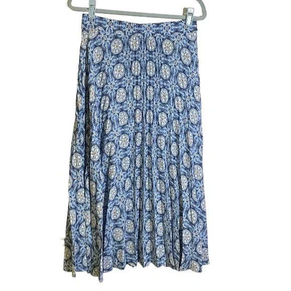 Max Studio Skirt Pleated Midi Skirt Light Blue Medallion Print Womens Size Small