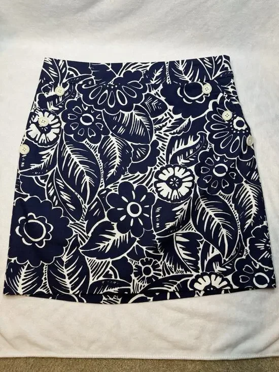 Talbots NWT A Line Skirt Women 2 Petite Navy Floral Side Zip Buttons Pockets