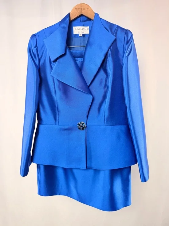 Lily‎ & Taylor New York 2 Piece Satin Skirt Blazer Set in Royal Blue Size 8