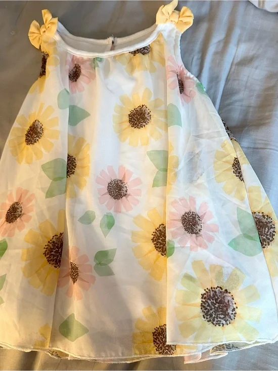 OshKosh B'gosh Cream Floral Sunflower Dress with Pink Accents