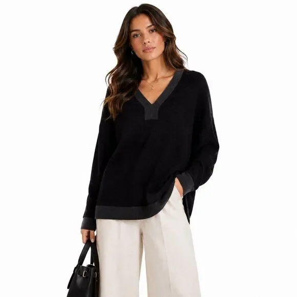 New Barefoot Dreams Women's Sz M CozyChic Ultra Lite V-Neck Tunic Sweater Black