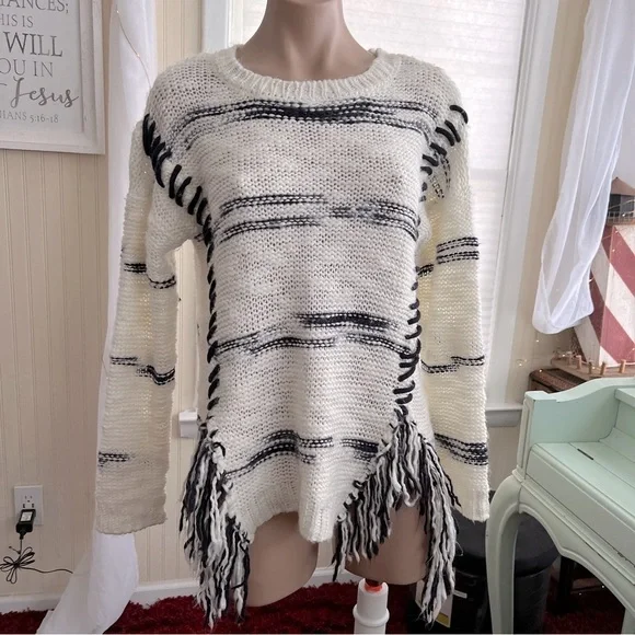 Rebecca Elliot white black fringe sweater