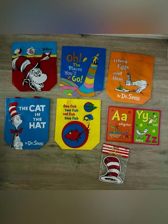 DR. SEUSS Classroom/Homeschool Bundle - 6 Shopper Totes/36 Paper Hats/Alphabet