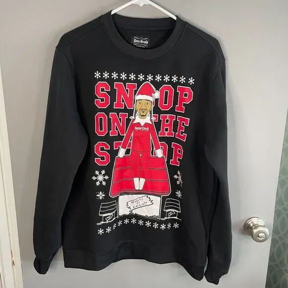 Dogg Supply Mens M Snoop On The Shelf Christmas Sweater by Snoop Dogg
