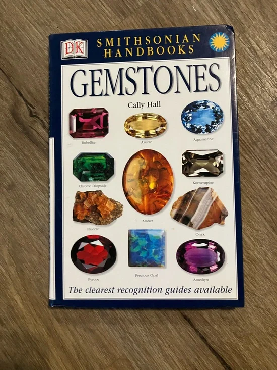 Smithsonian Handbooks Gemstones Picture Guide - Blue Cover