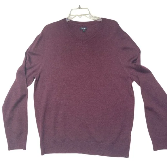 NWOT‎ APT 9 Mens XL Burgundy Merino Wool Blend V Neck Sweater Soft Lightweight