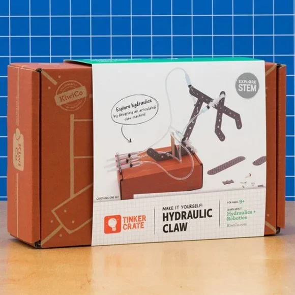 NEW KiwiCo. Kiwi Co. Hydraulic Claw Chemistry Science Kit Craft Engineering