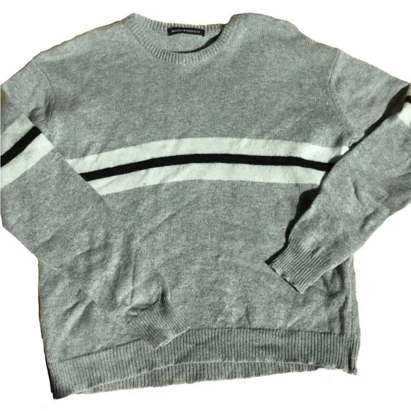 ⛱️Brandy Melville - Gray Rugby Stripe Sweater - One Size