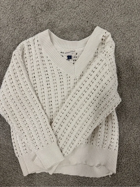 Women's Cream Open-Knit V-Neck Sweater