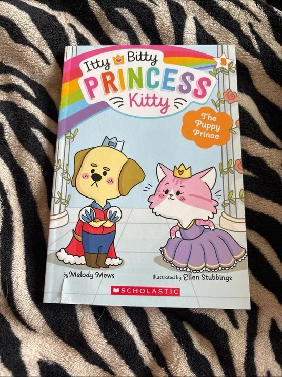 Scholastic Itty Bitty Princess Kitty - Pink and Rainbow Cover