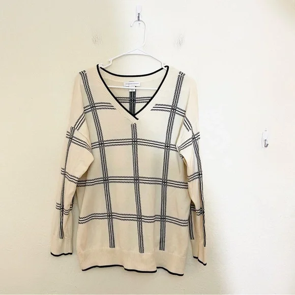 Christopher & Banks Windowpane Grid V-Neck Long Sleeve Sweater L Black/White