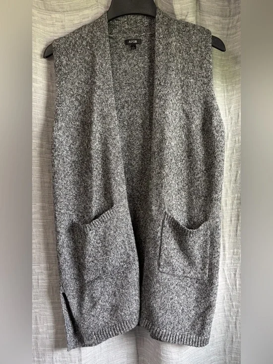 Apt 9 long sweater cardigan vest