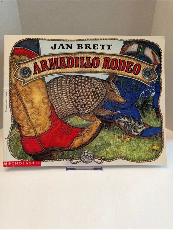💕5/25💕Scholastic Jan Brett Armadillo Rodeo - Red, Blue, Tan
